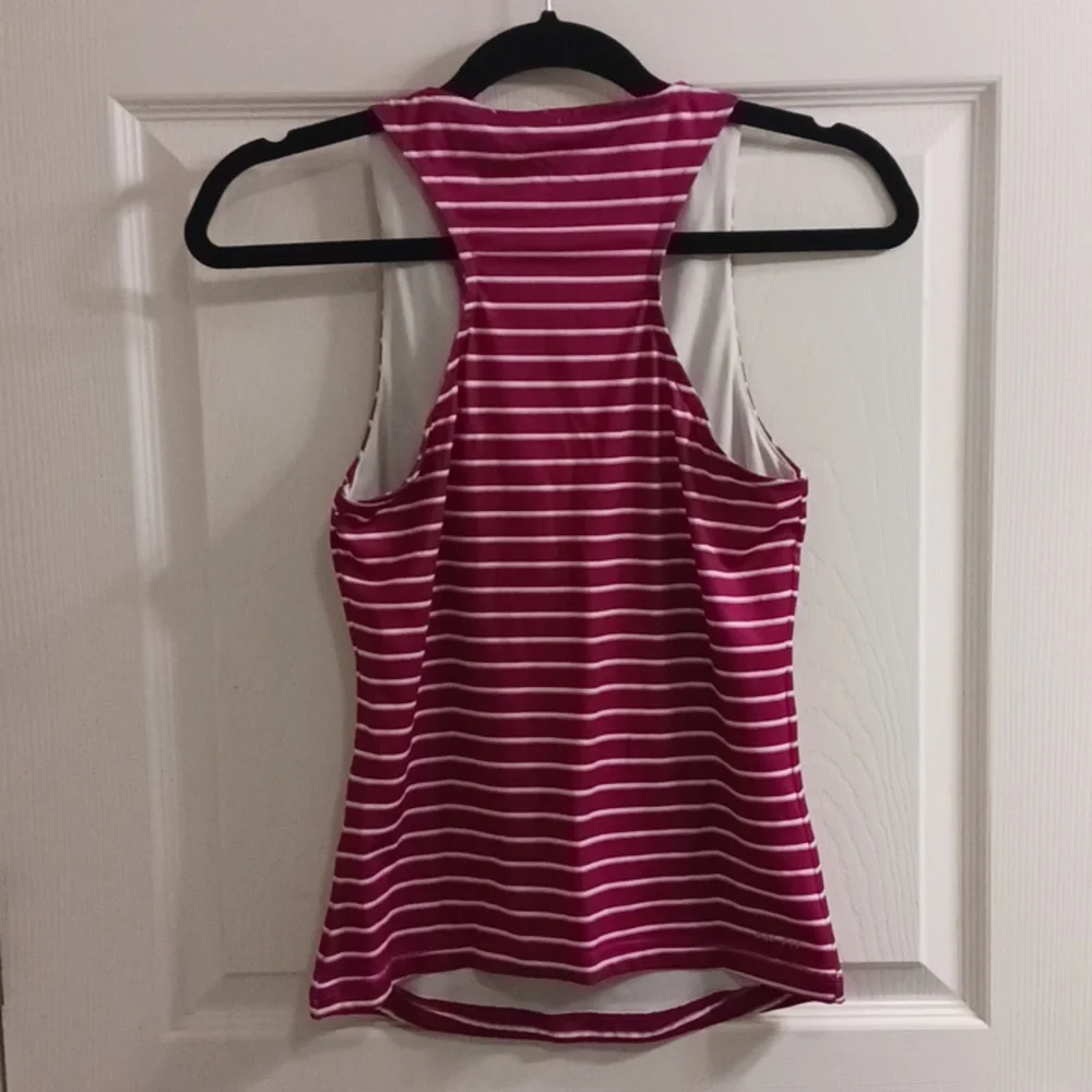 ⚡️NWOT⚡️Nike DRI-FIT Women’s Size L Racerback Tank Top  Striped Burgundy - Picture 4 of 4